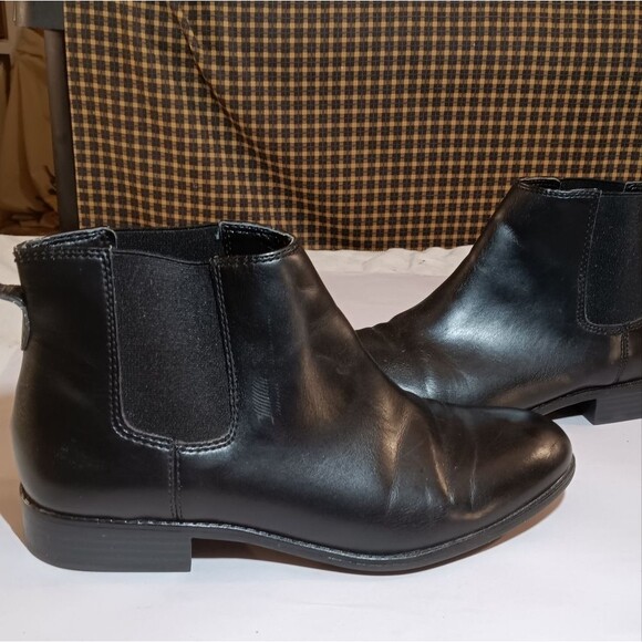 Franco Sarto Black Vegan Embrey Leather Booties 7M - Picture 4 of 5